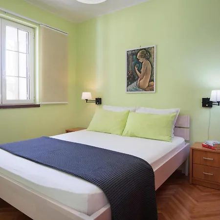 Kastanjez I Apartmán *