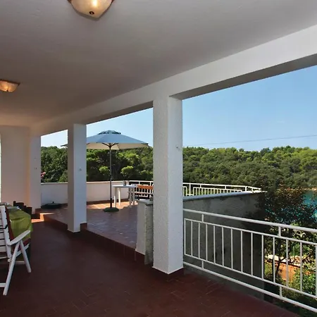 Apartmán Kastanjez I *